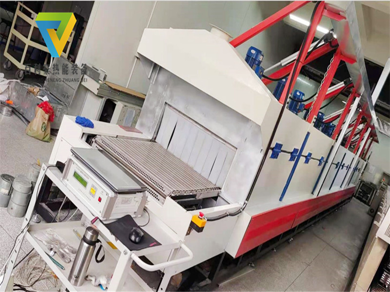 隧道爐客戶(hù)調(diào)試現(xiàn)場(chǎng)